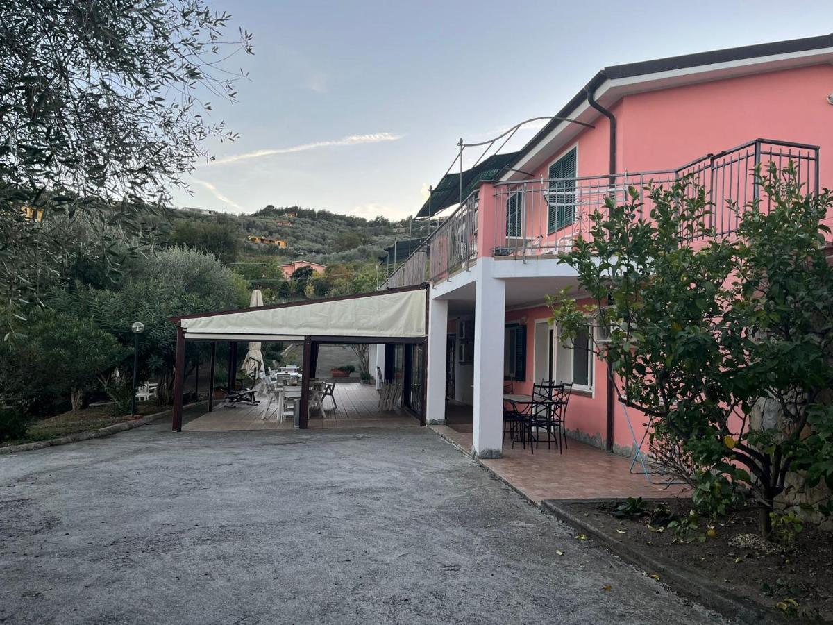Agriturismo Le Mimose Imperia Luaran gambar