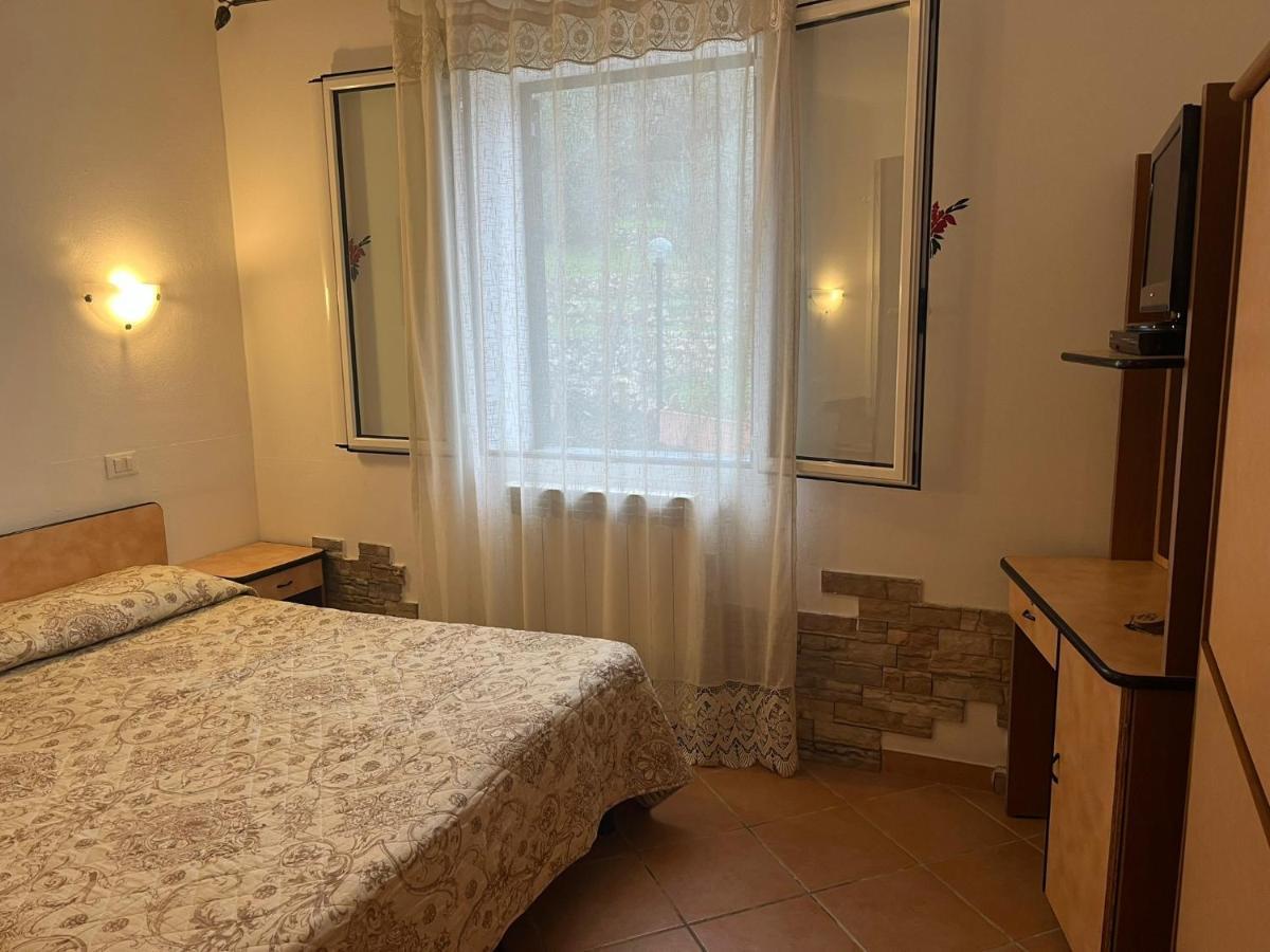Agriturismo Le Mimose Imperia Luaran gambar